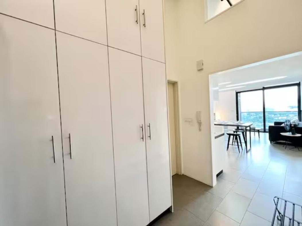 Establishment Bangsar By Sleepy Bear Aparthotel Kuala Lumpur Bagian luar foto
