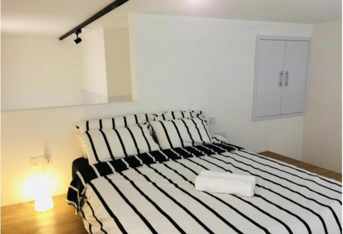 Establishment Bangsar By Sleepy Bear Aparthotel Kuala Lumpur Bagian luar foto